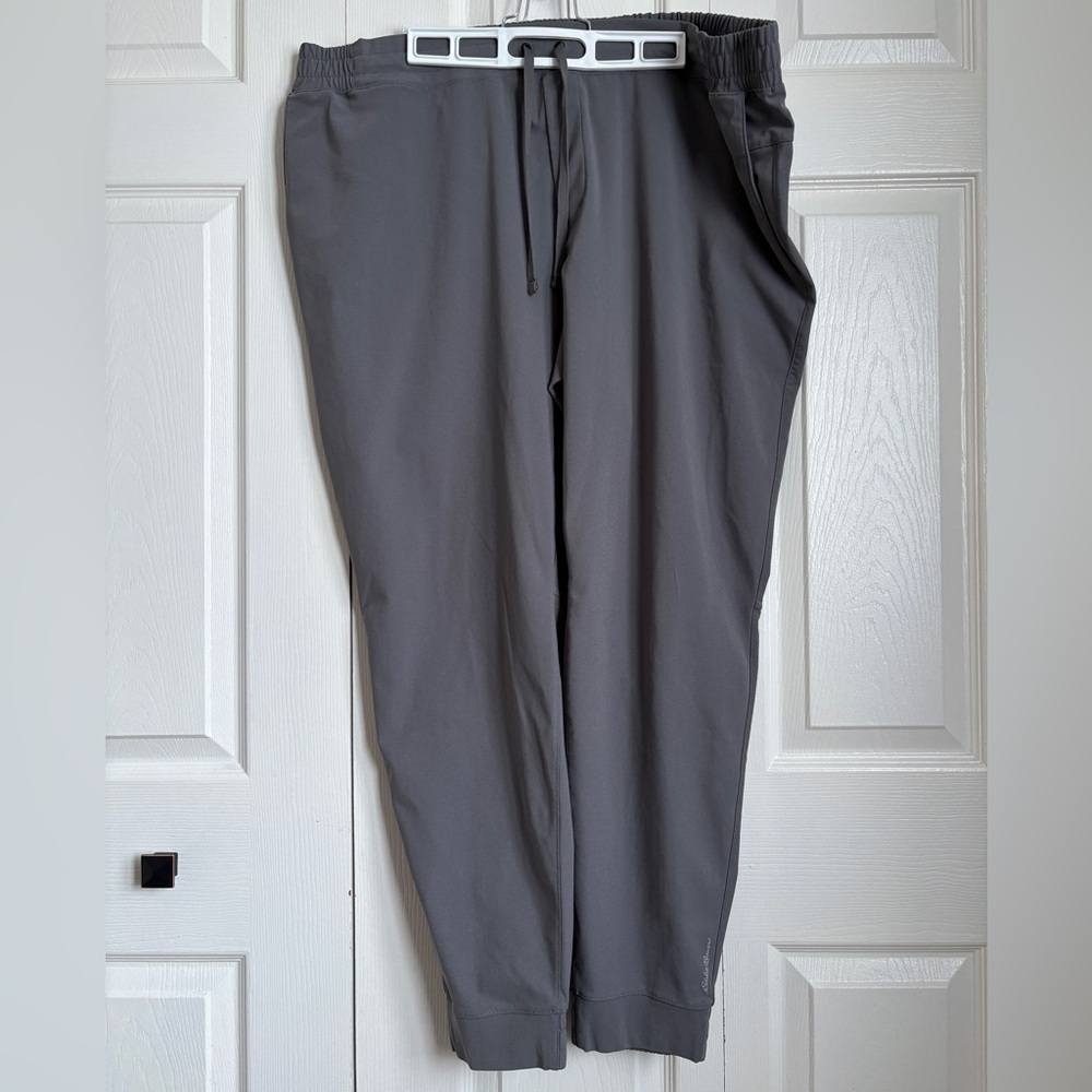 Eddie Bauer Men's Classic Fit Joggers